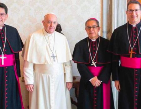 Obispos de Colombia al Papa: La paz ahora no es un propósito nacional