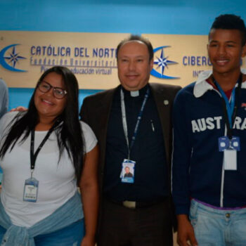 Estudiantes de la Católica del Norte viajan Argentina con sus ideas de negocio