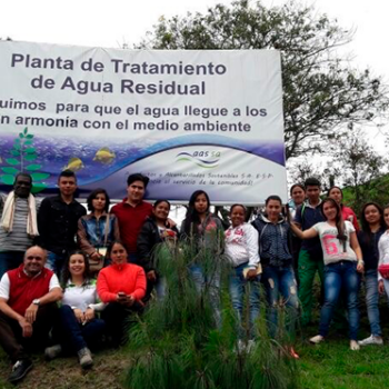Estudiantes del Diplomado Promotores Ambientales Comunitarios del Municipio de Buritica, visitaron grandes proyectos