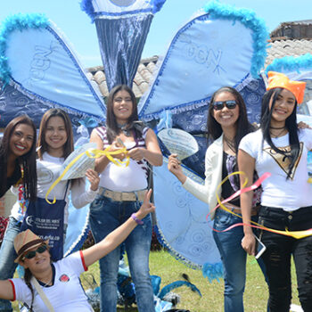 Un encuentro lleno de color y felicidad