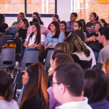 Docentes UCN se reúnen para celebrar Día del Maestro